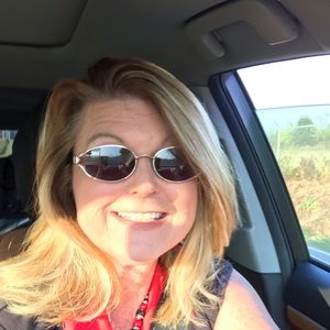 Meet your Posher, Vera